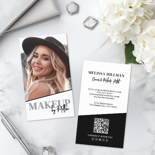 Schwarz Weiß QR-Code Foto Make-up Vertikal Visitenkarte