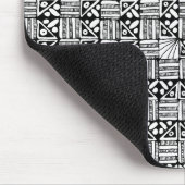 Schwarz-Weiß-Quadrate- und Streifenmuster-Design Mousepad (Ecke)