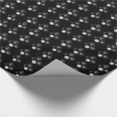 Schwarz-Weiß-Rasen-Muster. Geschenkpapier (Ecke)