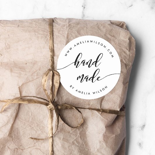 Schwarz-Weiß-Relax-Skript handgefertigt Runder Aufkleber