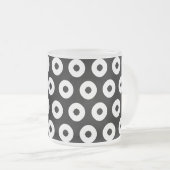 Schwarz-Weiß-Ringe Mattglastasse (VorderseiteRechts)