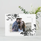 Schwarz-Weiß-Rose Moderne Eleganz Save The Date (Stehend Vorderseite)