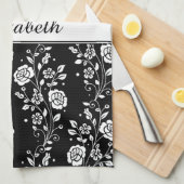 Schwarz-Weiß-Rose Muster Name drucken Geschirrtuch (Viertel Falte)