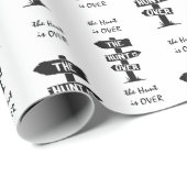 Schwarz-Weiß-Rustikale Antler Die Jagd ist vorbei Geschenkpapier (Rolleneckpunkt)