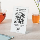 Schwarz-weiß Salon QR Code Terminierung Buchung Sockelschild (In SItu)