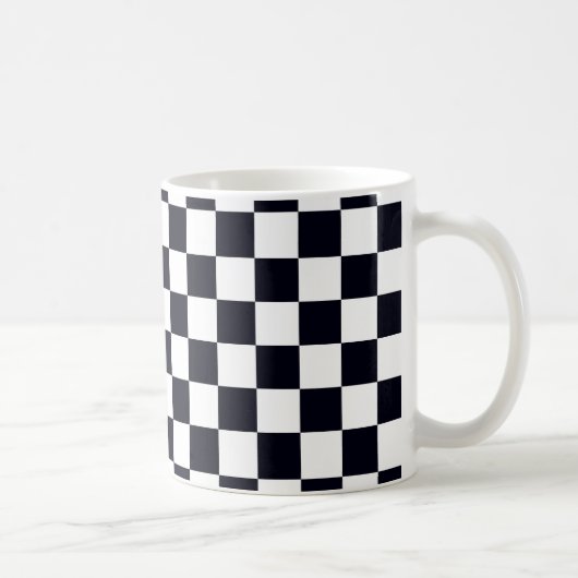 Schwarz-Weiß-Schachbrett Kaffeetasse (Rechts)