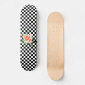 Schwarz-Weiß-Schachtel und Rosa-Rosa-Druck Skateboard (Vorderseite)