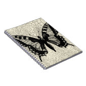 Schwarz-Weiß-Schmetterling im Hintergrund Notizblock (Rechte Seite)