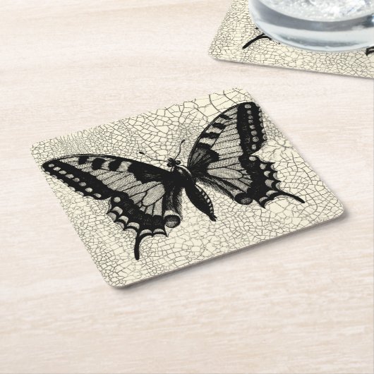 Schwarz-Weiß-Schmetterling im Hintergrund Rechteckiger Pappuntersetzer (angewinkelt)