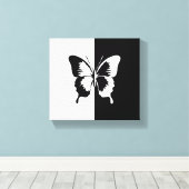 Schwarz-Weiß-Schmetterling Leinwanddruck (Insitu (Holzboden))