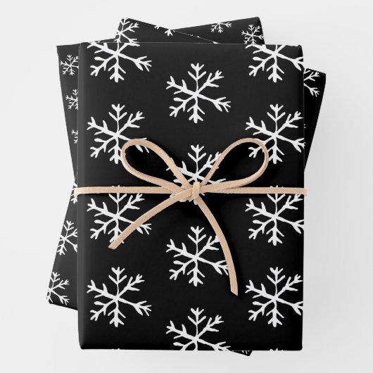 Schwarz-Weiß-Schneeflocken Geschenkpapier Set (Beispiel)