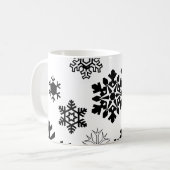 Schwarz-Weiß-Schneeflocken Kaffeetasse (Vorderseite Links)