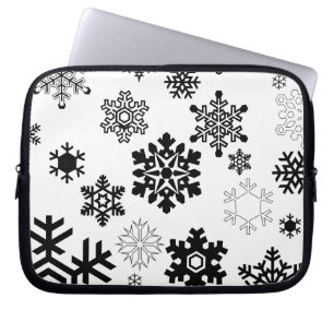 Schwarz-Weiß-Schneeflocken Laptopschutzhülle