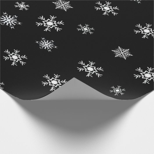 Schwarz-Weiß-Schneeflocken Weihnachten Geschenkpapier (Ecke)