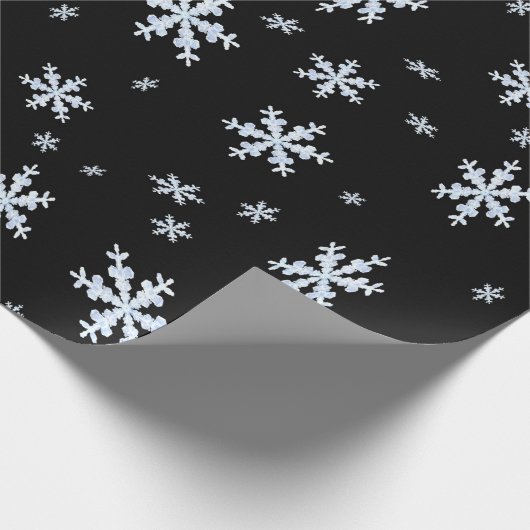 Schwarz-Weiß-Schneeflockenmuster Geschenkpapier (Ecke)