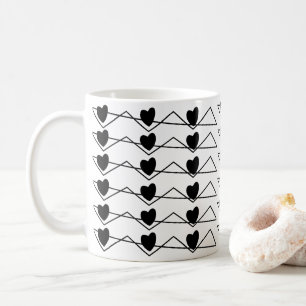 Schwarz-Weiß-Schrägstreifen-Herzen Geometrisch Kaffeetasse