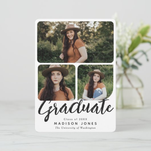 Schwarz-Weiß-Script-4-Foto-Graduierungsparty Einladung (Stehend Vorderseite)