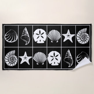 Schwarz-Weiß-Seemuschel-Strandtuch-Design Strandtuch