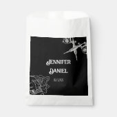 Schwarz-Weiß-Skull-Tattoo-Hochzeit Geschenktütchen (Vorderseite)