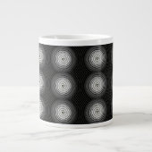 Schwarz-Weiß-Spirale Jumbo-Tasse (Vorderseite)
