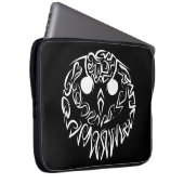 Schwarz-Weiß-Stammesauge Laptopschutzhülle (Vorne Rechts)