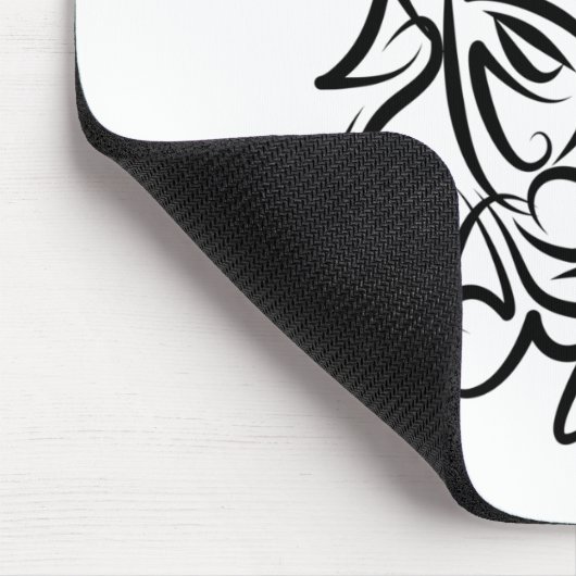 Schwarz-Weiß-Stammesdrache Mousepad (Ecke)