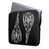 Schwarz-Weiß-Stammesliste Laptopschutzhülle (Vorderseite Links)