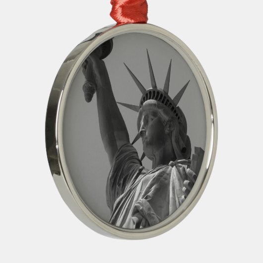 Schwarz-Weiß-Statue der Freiheit New York City Silbernes Ornament (Rechts)