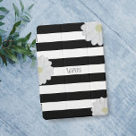 Schwarz-Weiß Streifen Daisy Name iPad Air Cover<br><div class="desc">Fügen Sie Ihren Namen zu dieser fett schwarz-weiß gestreiften daisy iPad Abdeckung hinzu.</div>