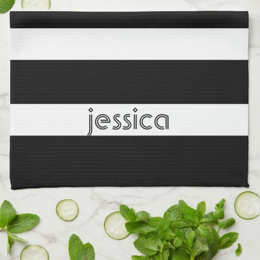 Schwarz-Weiß-Streifen Handtuch (Gefaltet)