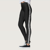 Schwarz-Weiß-Streifen Leggings (Links)
