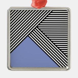 Schwarz-Weiß-Streifen mit blauem Dreieck Ornament Aus Metall