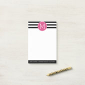 Schwarz-Weiß-Streifen Muster - Hot-Pink-Monogramm Post-it Klebezettel (Auf Schreibtisch)