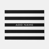 Schwarz-Weiß-Streifenmuster mit Namen Fußmatte (Vorderseite)