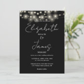 Schwarz-Weiß-String-Lichter Chic-Script-Hochzeit Einladung (Stehend Vorderseite)