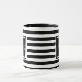 Schwarz-weiß Strip-Monogramm Tasse (Zentrum)