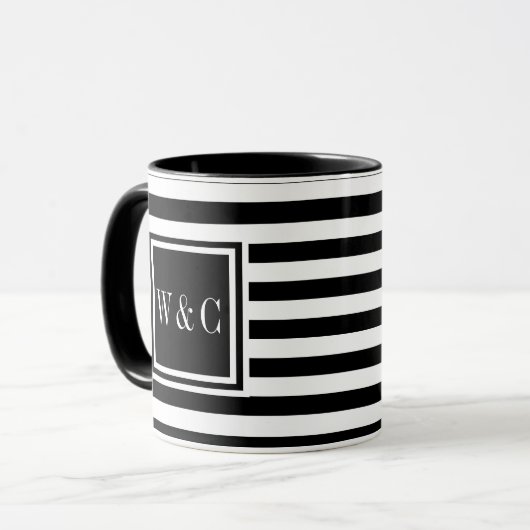 Schwarz-weiß Strip-Monogramm Tasse (Vorderseite Links)