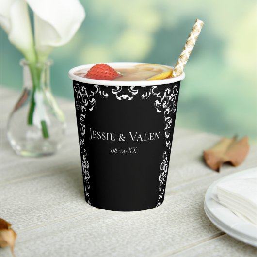 Schwarz-weiß Swirl Gothic Wedding Pappbecher (In Situ)