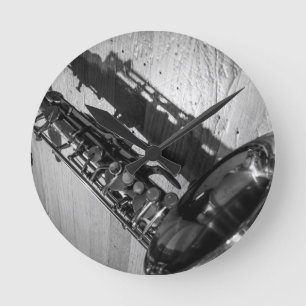 Schwarz-Weiß-Tenor-Saxophon Runde Wanduhr