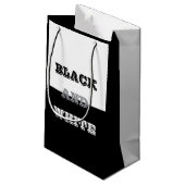 Schwarz-Weiß-Text und solide Farbgestaltung Kleine Geschenktüte (Rückseite Schrägansicht)
