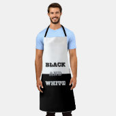 Schwarz-Weiß-Text und solide Farbgestaltung Schürze (Getragen)