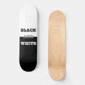 Schwarz-Weiß-Text und solide Farbgestaltung Skateboard (Vorderseite)