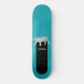Schwarz-Weiß-Tiger auf Aquamarinem Personalisiert Skateboard (Vorderseite)