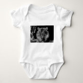 Schwarz-Weiß-Tiger Baby Strampler (Vorderseite)