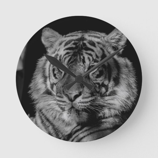 Schwarz-Weiß-Tiger Runde Wanduhr (Vorderseite)