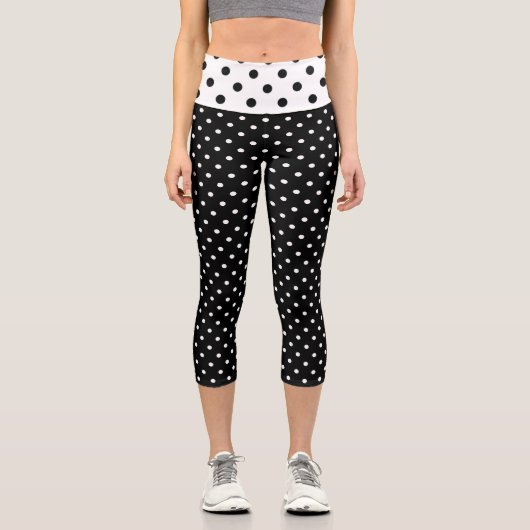 Schwarz & Weiß Tiny Polka Dot High Waisted Capris (Vorderseite)