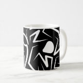 Schwarz-Weiß-Tribal Kaffeetasse (VorderseiteRechts)