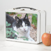 Schwarz-Weiß-Tuxedo-Katze Benutzerdefiniertes Foto Metall Brotdose (Beispiel)