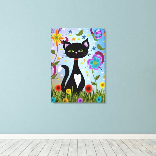 Schwarz-Weiß-Tuxedo-Katze im Garten Leinwanddruck (Insitu (Holzboden))