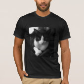 Schwarz-Weiß-Tuxedo-Katze T-Shirt (Vorderseite)